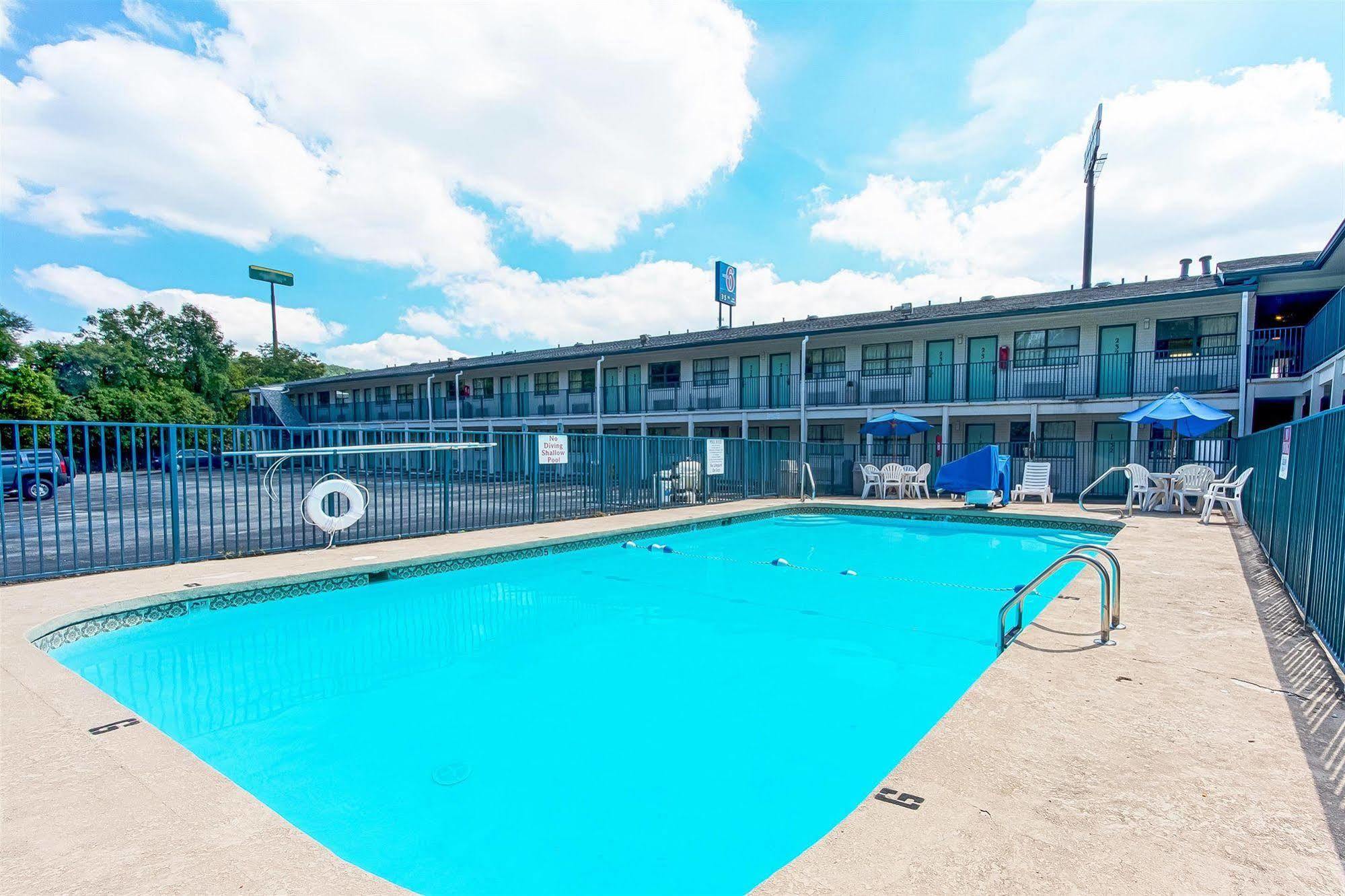 Motel 6 Chattanooga East Exterior photo