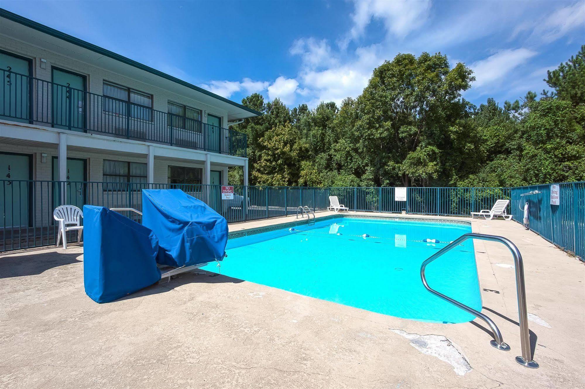 Motel 6 Chattanooga East Exterior photo